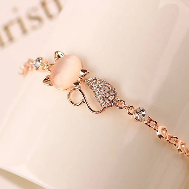 Rose Glow Cat Armband