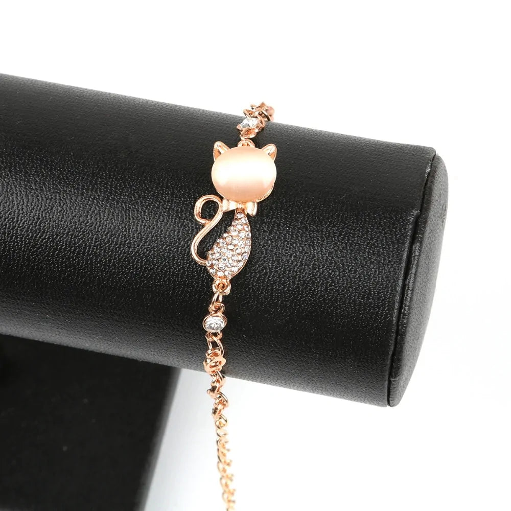 Rose Glow Cat Armband